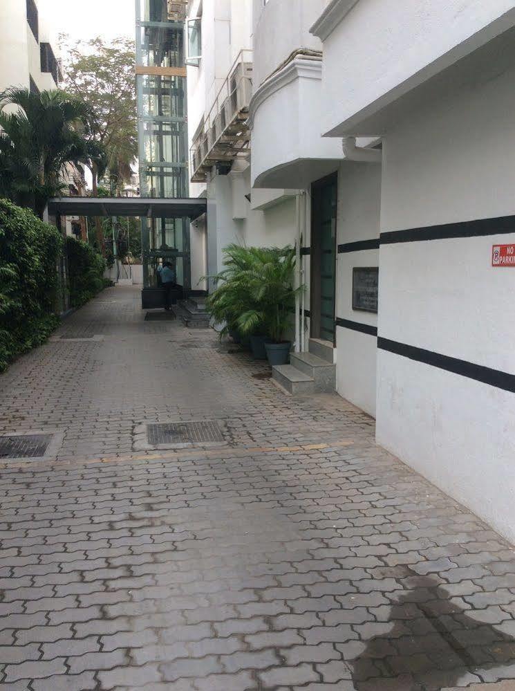 The Lotus Apartment Hotel, Venkatraman Street Chennai Exterior photo